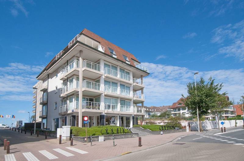 VERHUUR  Appartement 2 SLPK Knokke-Zoute -  Villaresidentie Kustlaan / Minigolf / Hoekappartement met prachtig terras