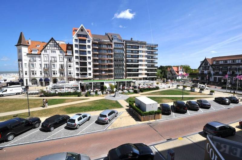 LOCATION Appartement 1 CH Knokke-Zoute - situé Place Albert
