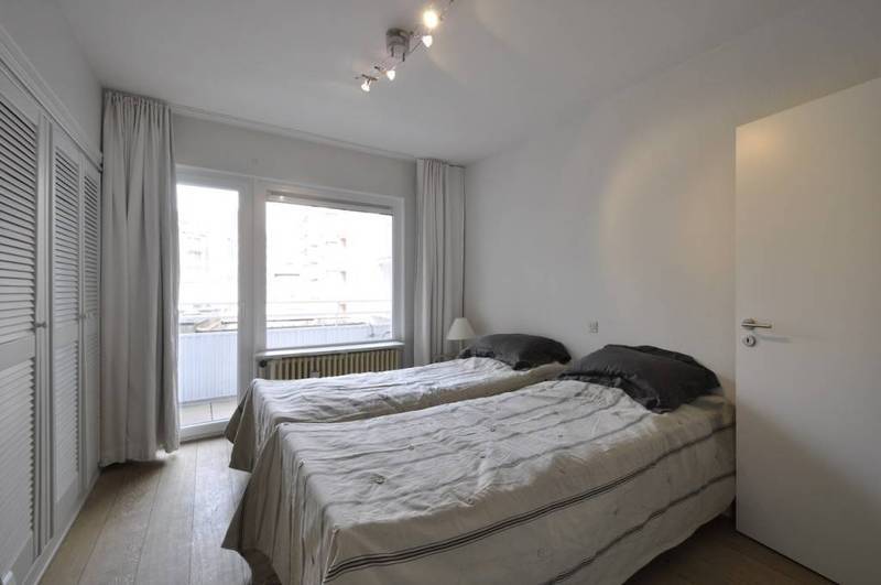 LOCATION Appartement 1 CH Knokke-Zoute -Place Albert