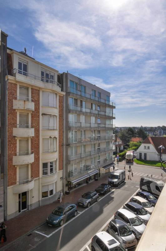VENTE Appartement 2 CH Knokke-Zoute -Ebbestraat / vue mer de biais