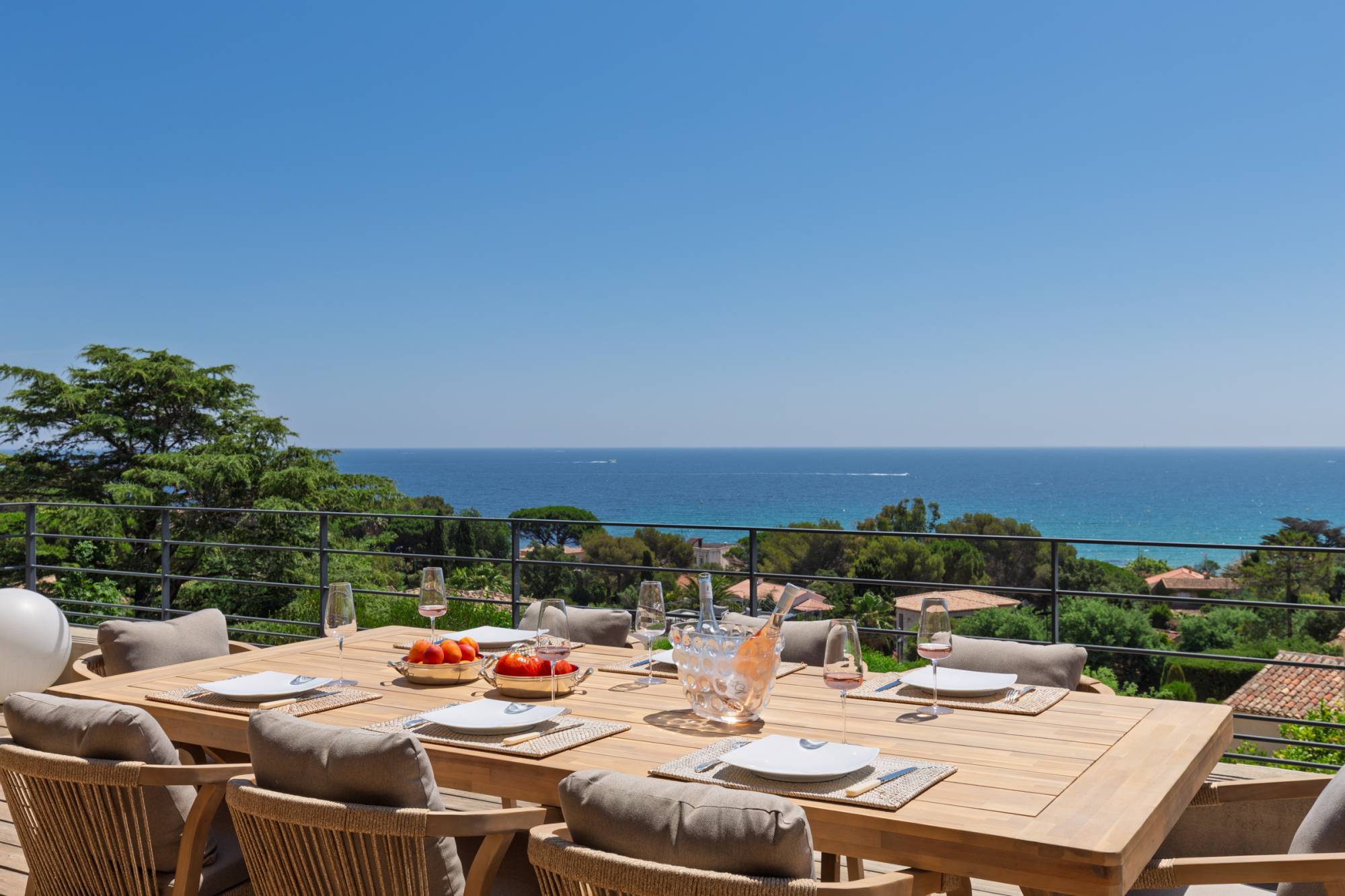VENTE VILLA 7 CH SAINTE-MAXIME - Vue mer panoramique / près des plages