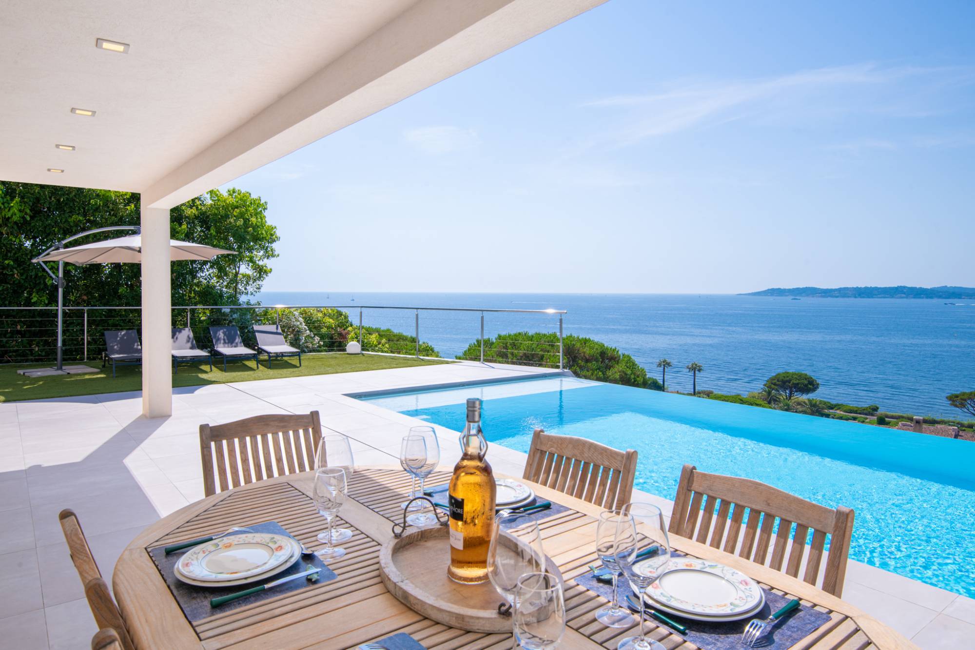 VENTE VILLA 3 CH SAINTE-MAXIME - VUE MER / PANORAMA EXCEPTIONNEL