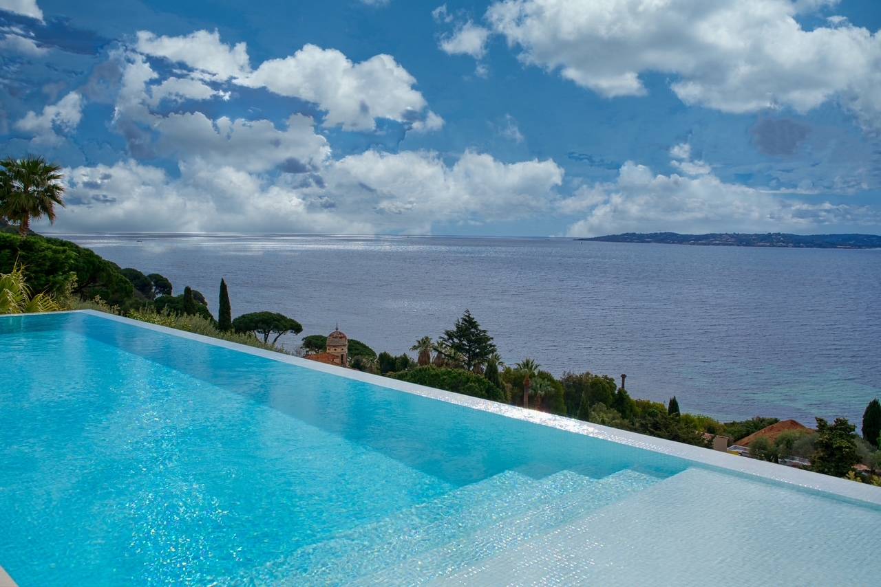 VENTE VILLA 4 CH Sainte-Maxime - Vue mer à couper le souffle