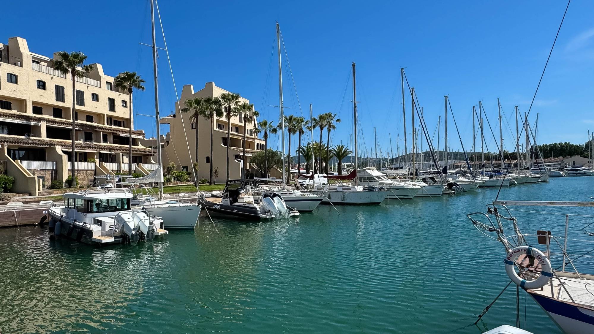 VENTE Appartement 1 CH Cogolin - Les Marines de Cogolin / vue sur le port