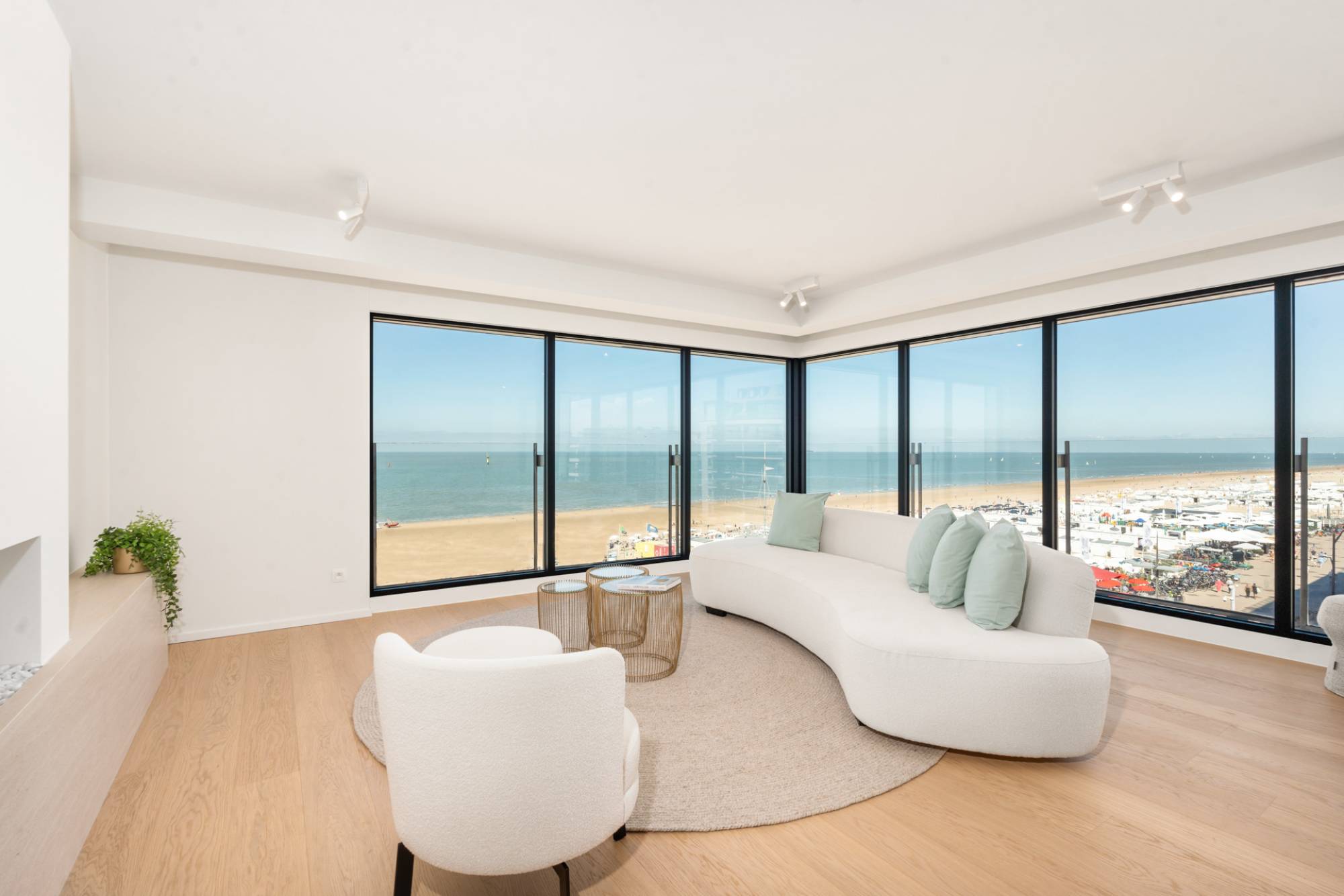 LOCATION APPARTEMENT 3 CH Knokke-Heist - Vue mer panoramique / Place du Phare / meublé!