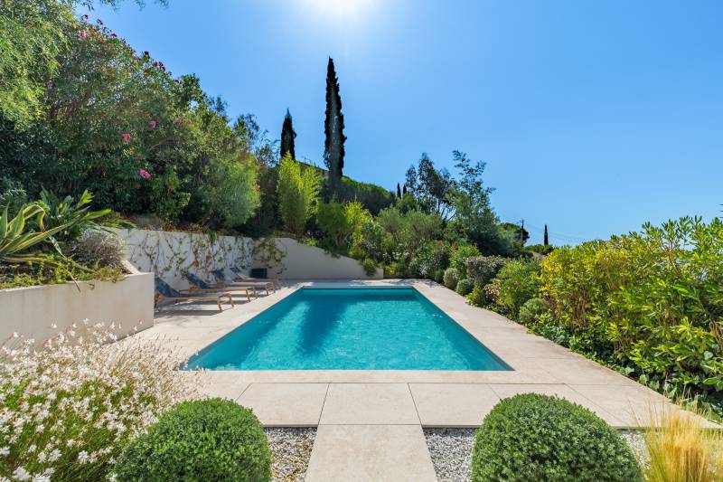 VENTE Villa 4 CH CAVALAIRE-SUR-MER / VUE MER PANORAMIQUE