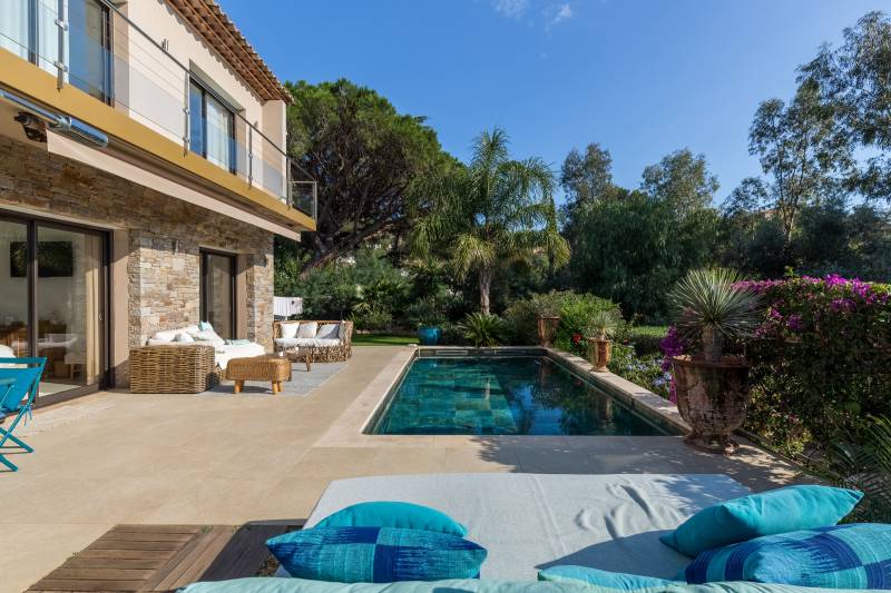 VENTE VILLA 3 CH SAINTE-MAXIME - Villa contemporaine d’architecte