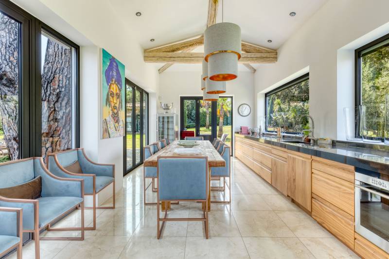 VENTE Villa 9 CH - SAINT-TROPEZ - DOMAINE PRIVE / Vue mer imprenable