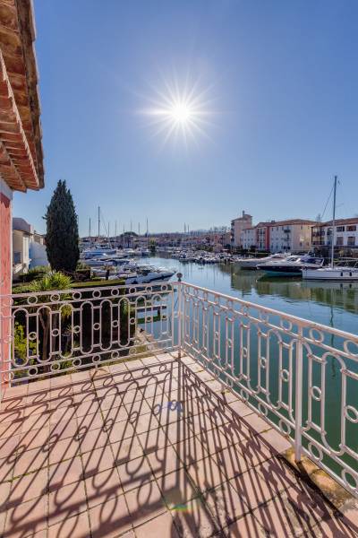 VENTE VILLA 3 CH - PORT-GRIMAUD / GRANDS AMARRAGES