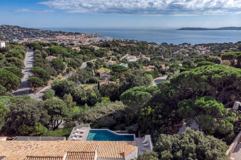 VENTE VILLA 6 CH - SAINTE-MAXIME - vue panoramique sur la mer