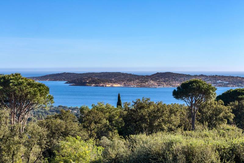 VENTE VILLA 6 CH - GRIMAUD / Vue mer panormique