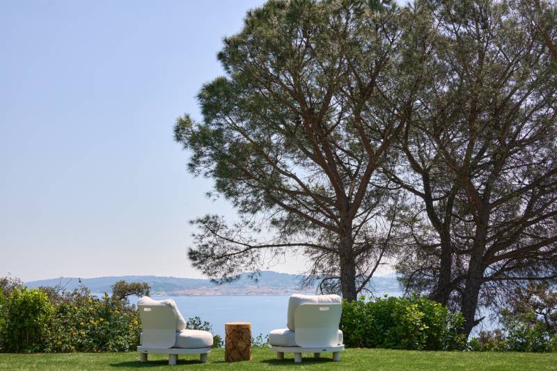 VENTE Villa 5 CH GRIMAUD - Villa d'architecte / Vue mer panoramique