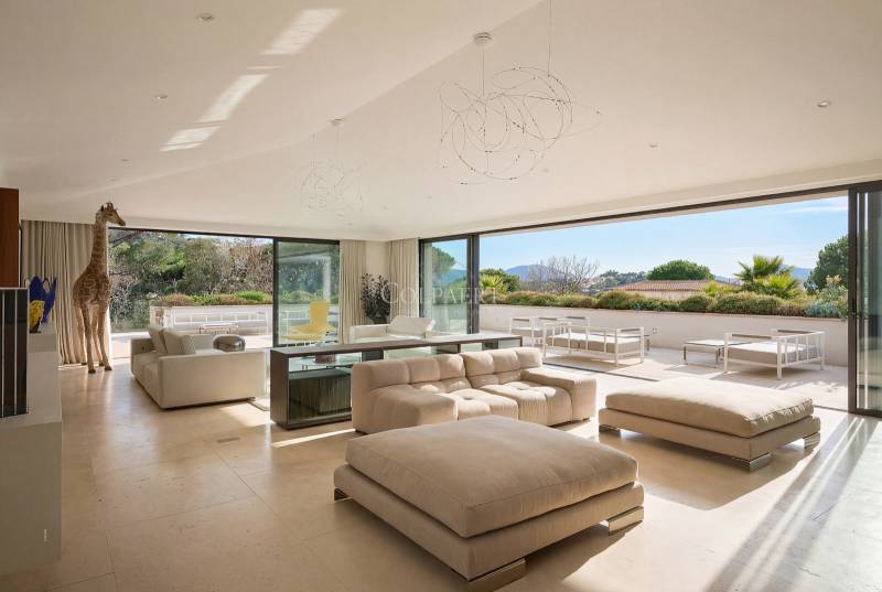 VENTE VILLA 5 CH SAINT-TROPEZ - Nouvelle construction / Pampelonne