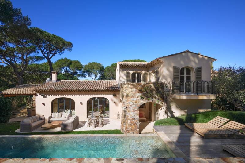 VENTE VILLA 5 CH SAINT-TROPEZ - Villa neuve / Domaine sécurisé du Parc des Salins