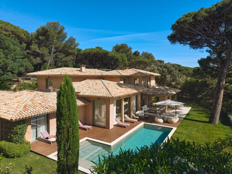 VENTE VILLA 8 CH Saint-Tropez - LES PARCS - Pieds dans l'eau