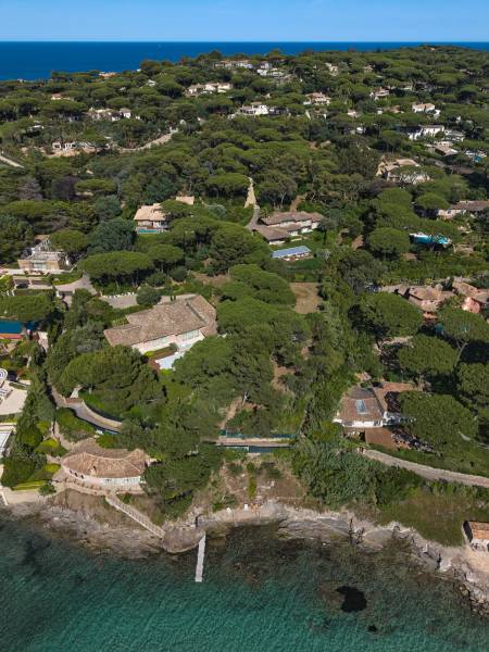 VENTE VILLA 8 CH Saint-Tropez - LES PARCS - Pieds dans l'eau