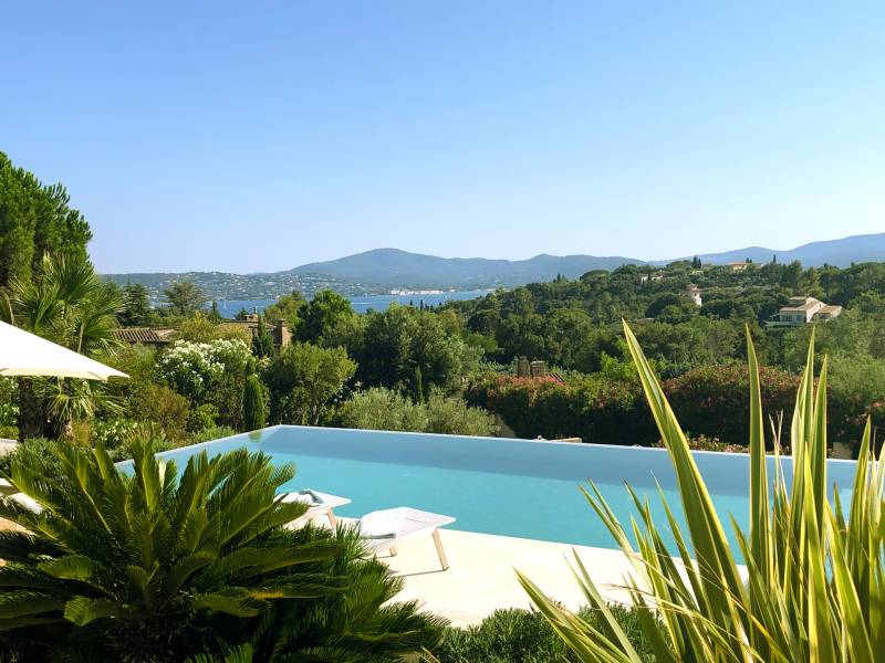 VENTE VILLA 5 CH - GRIMAUD / VUE PANORAMIQUE SUR LA MER