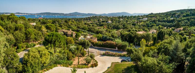 VENTE VILLA 5 CH - GRIMAUD / VUE PANORAMIQUE SUR LA MER