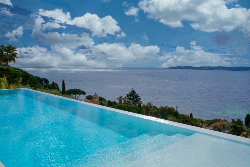 VENTE VILLA 4 CH Sainte-Maxime - Vue mer à couper le souffle