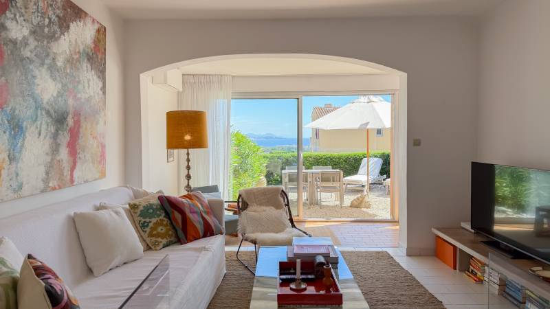 VENTE Appartement 2 CH Cogolin - Appartement avec jardin et vue mer