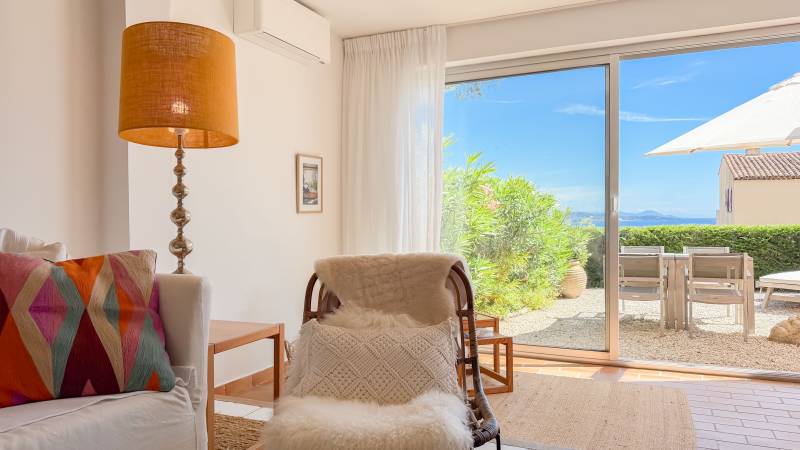 VENTE Appartement 2 CH Cogolin - Appartement avec jardin et vue mer