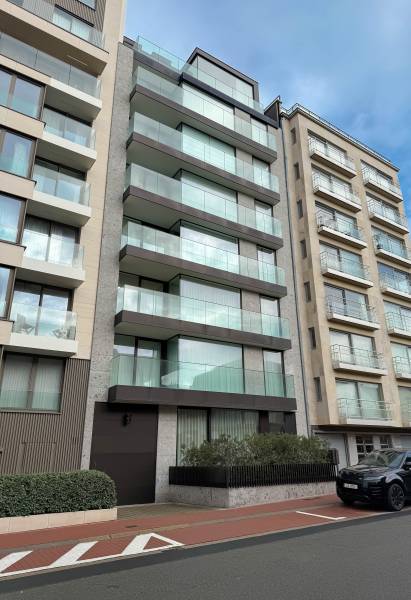 VENTE Appartement 2 CH Knokke-Heist - Vue mer de biais / Duinbergen