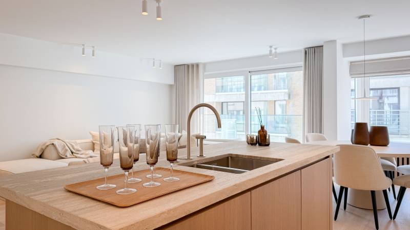 LOCATION Appartement 3 CH Knokke-Zoute - Rue latérale Digue / garage inclus!!