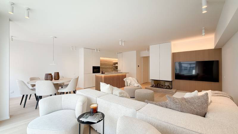 LOCATION Appartement 3 CH Knokke-Zoute - Rue latérale Digue / garage inclus!!