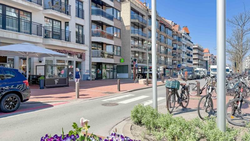 VENTE Appartement 3 CH Knokke-Heist - Appartement d'angle / grande terrasse / Av. Lippens