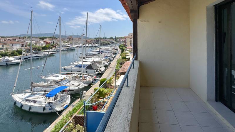 VENTE Appartement 1 CH Port-Grimaud - Vue panoramique sue le port