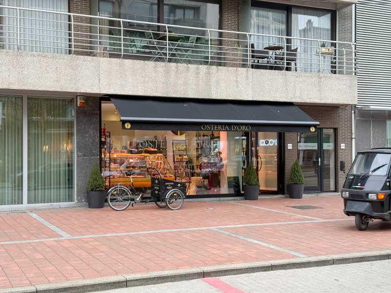 VENTE INVESTISSEMENT – ESPACE COMMERCIAL EN EMPLACEMENT PREMIUM / Av. Lippens