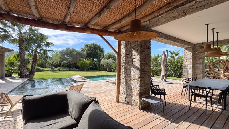 VENTE Villa 5 CH SAINT-TROPEZ - Au coeur d'un domaine sécurisé
