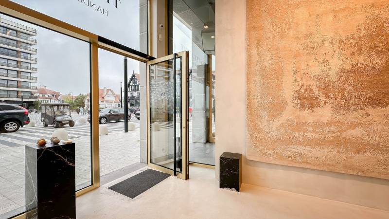 LOCATION Local commercial Knokke-Zoute - emplacement AAA / Place Albert