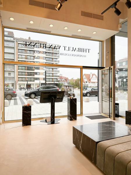 LOCATION Local commercial Knokke-Zoute - emplacement AAA / Place Albert