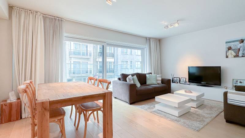 LOCATION Appartement 2 CH Knokke-Zoute - Vue mer de biais
