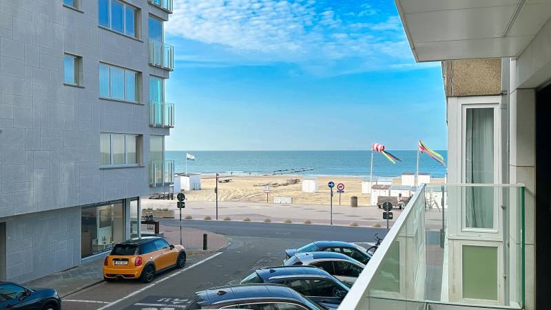 LOCATION Appartement 2 CH Knokke-Zoute - Vue mer de biais
