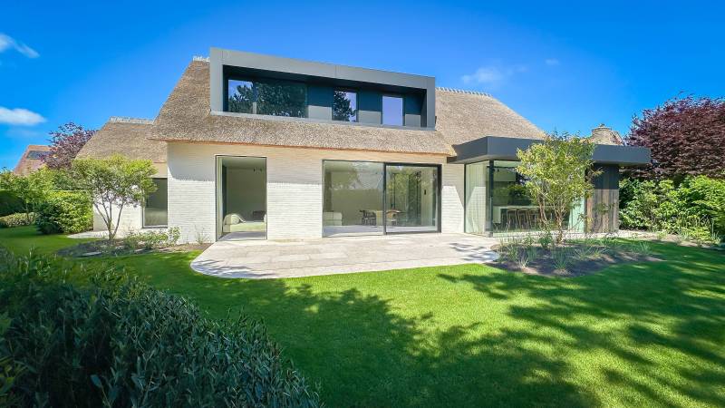 villa à vendre à Knokke avec superbe jardin 