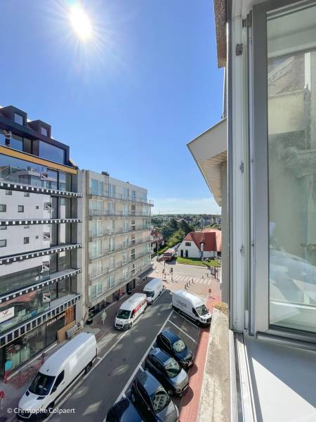 VENTE Appartement 1 CH Knokke-Zoute - VUE latérale sur la MER / Près du Minigolf