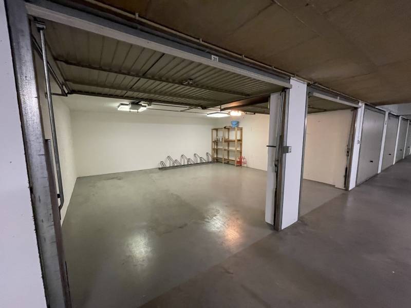 VENTE garage Knokke-Zoute - Double Box fermé / Bartavelle