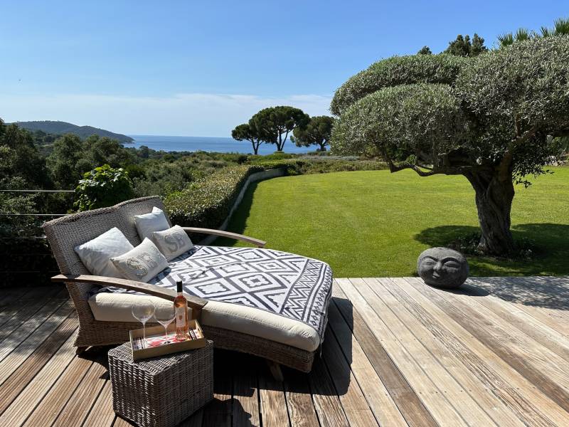 VENTE VILLA 4 CH - LA CROIX-VALMER / Vue imprenable sur la mer