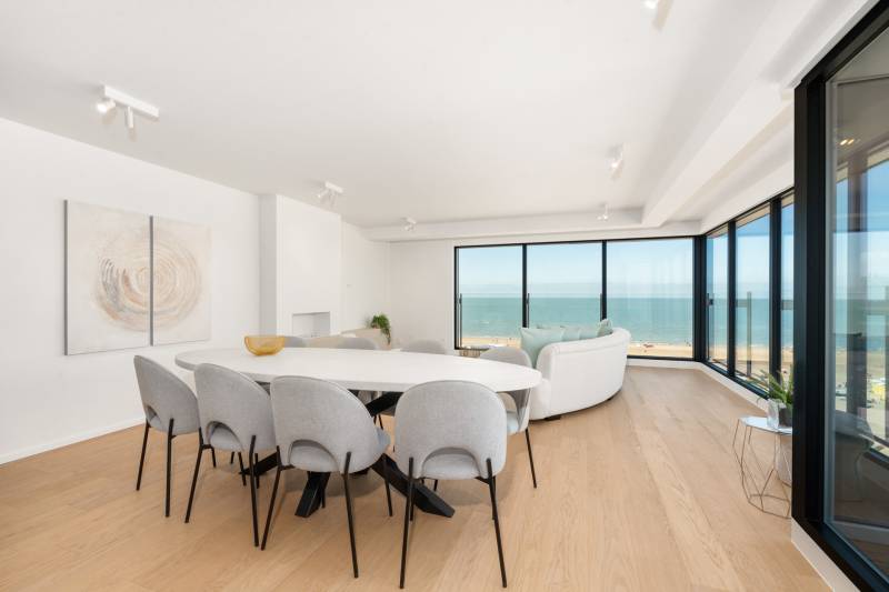 LOCATION APPARTEMENT 3 CH Knokke-Heist - Vue mer panoramique / Place du Phare / meublé!