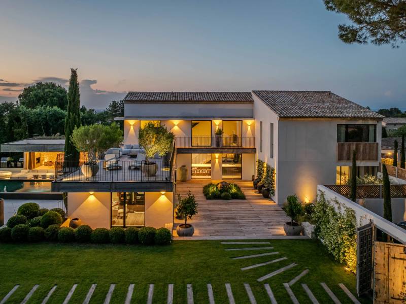 VENTE Villa 6 CH - SAINT-REMY-DE-PROVENCE / à 700m du centre ville!