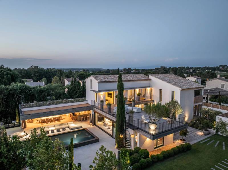 VENTE Villa 6 CH - SAINT-REMY-DE-PROVENCE / à 700m du centre ville!