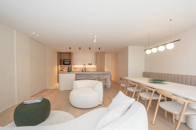 VENTE Appartement 3 CH Knokke-Zoute - VUE MER LATÉRALE - Place du Triangle
