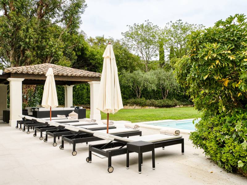 VENTE VILLA 6 CH SAINT-TROPEZ - Adresse exceptionnelle à quelques pas de la plage