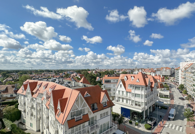 VENTE Garage Knokke-Zoute - Box fermé / Kustlaan