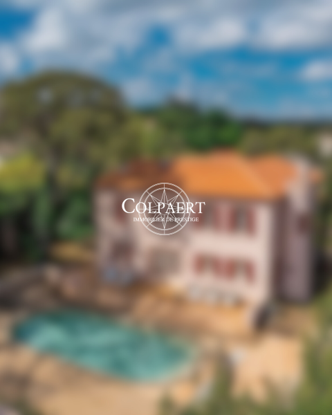 VENTE VILLA 5 CH SAINT-TROPEZ - Raffinement absolu / près de la Place des Lices