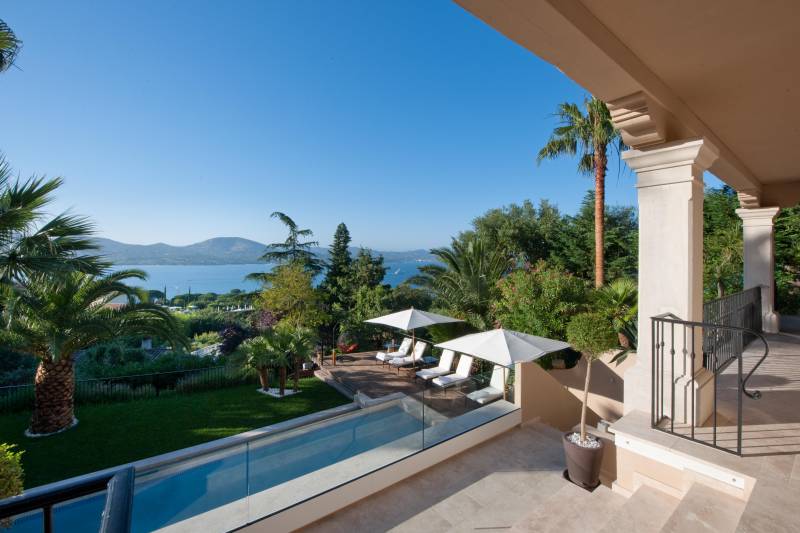 VENTE Villa 6 CH GASSIN -  Vue mer panoramique / Domaine privé de Sinopolis