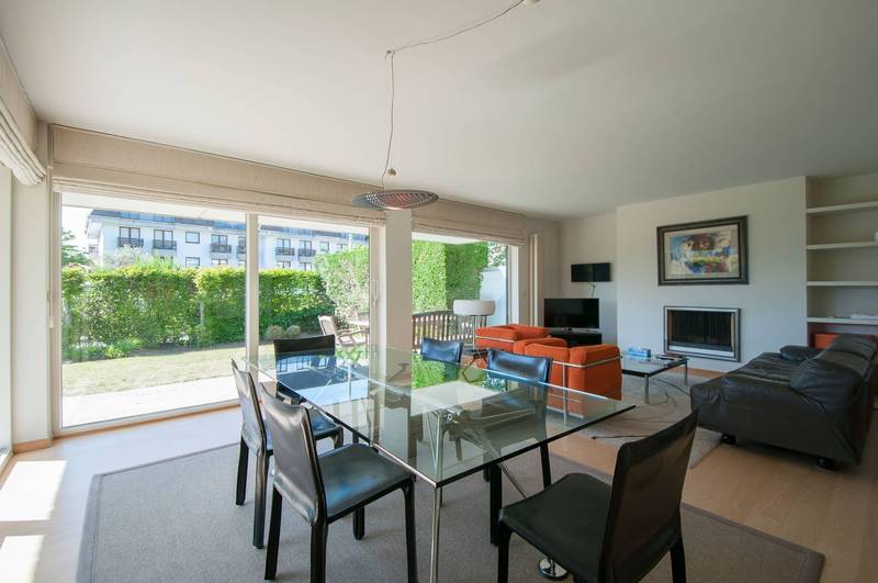 LOCATION Appartement 2 CH Knokke-Zoute -  APPARTEMENT D'ANGLE / Digue piétonnière - Kustlaan