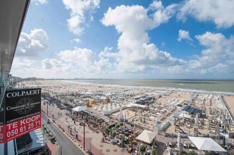VENTE Appartement 2 CH Knokke-Heist - Vue mer frontale / Place Rubens